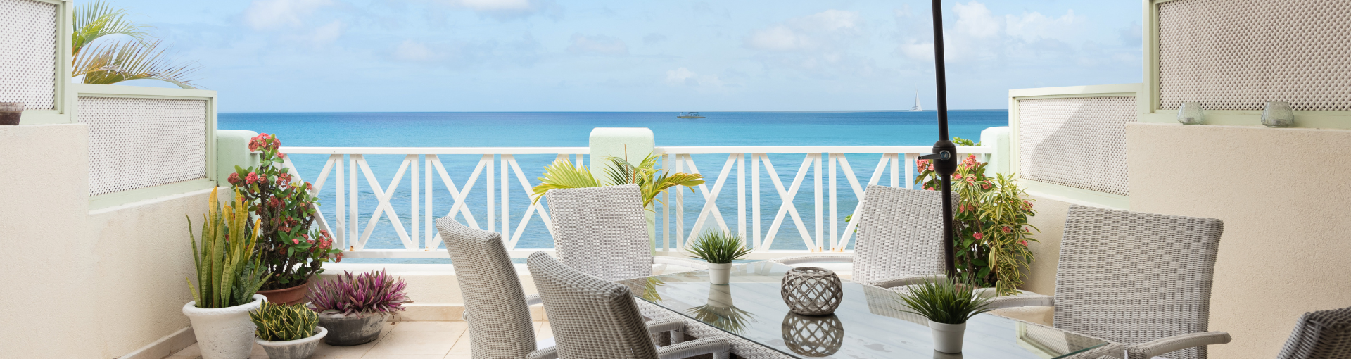 Features - Jacaranda White Sands